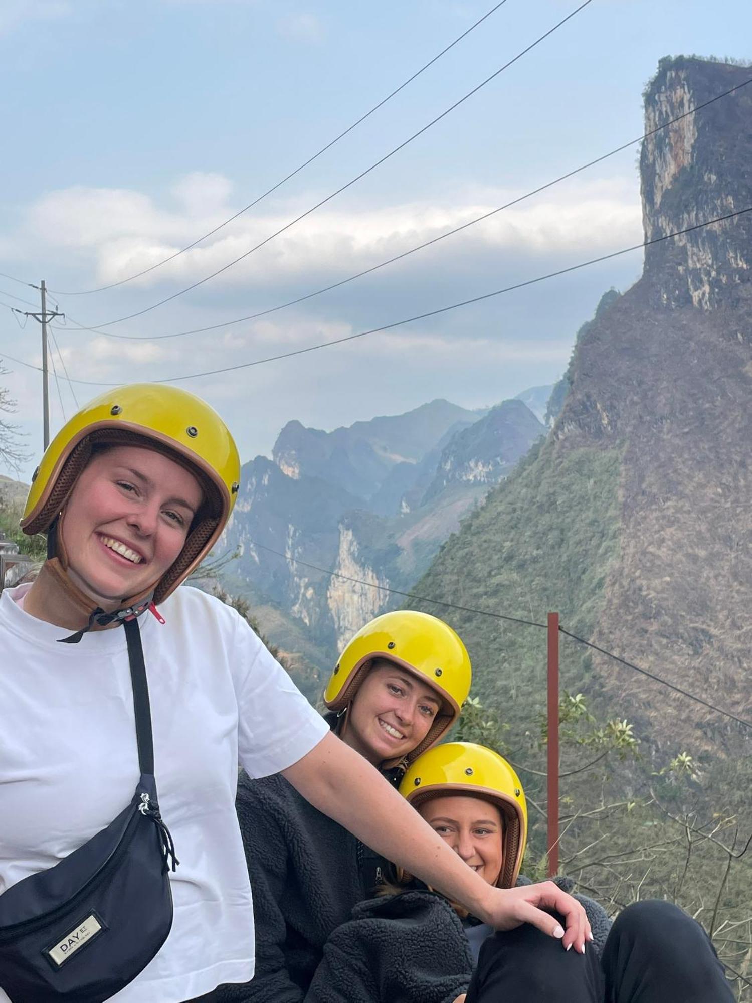 Bed and Breakfast Strawberry House , Tour & Motorbikes Rentel Ha Giang Exterior foto