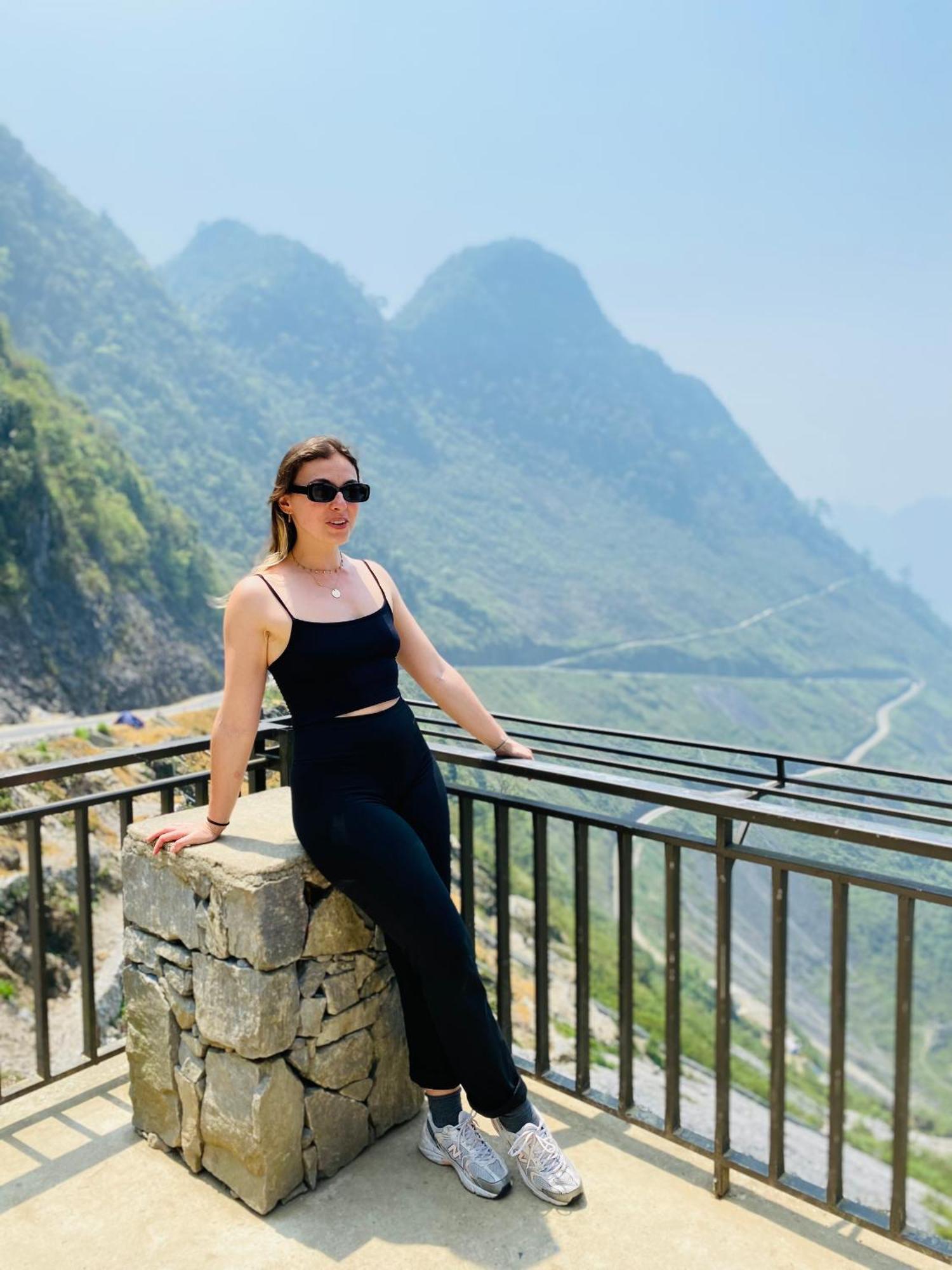 Bed and Breakfast Strawberry House , Tour & Motorbikes Rentel Ha Giang Exterior foto