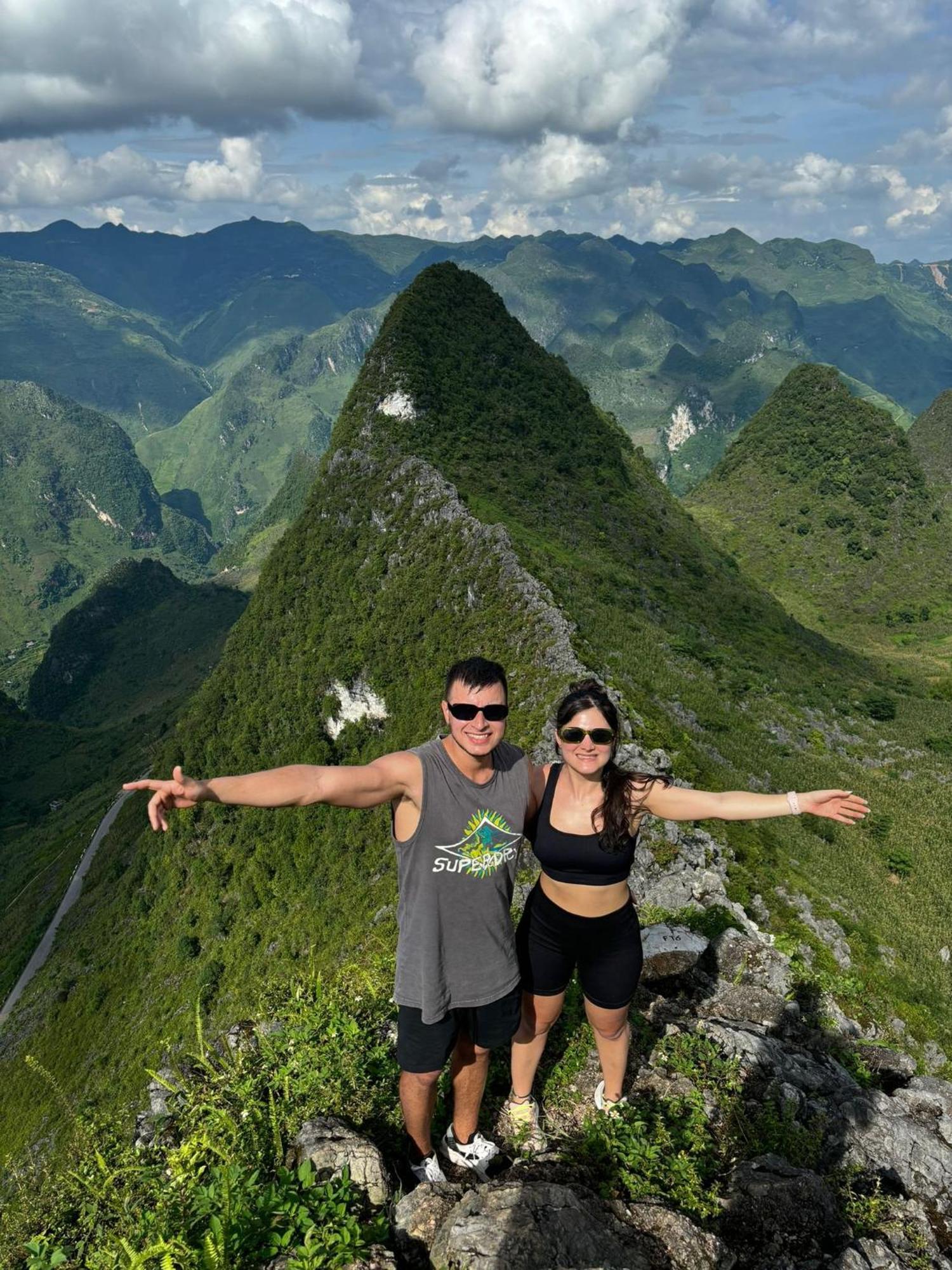 Bed and Breakfast Strawberry House , Tour & Motorbikes Rentel Ha Giang Exterior foto