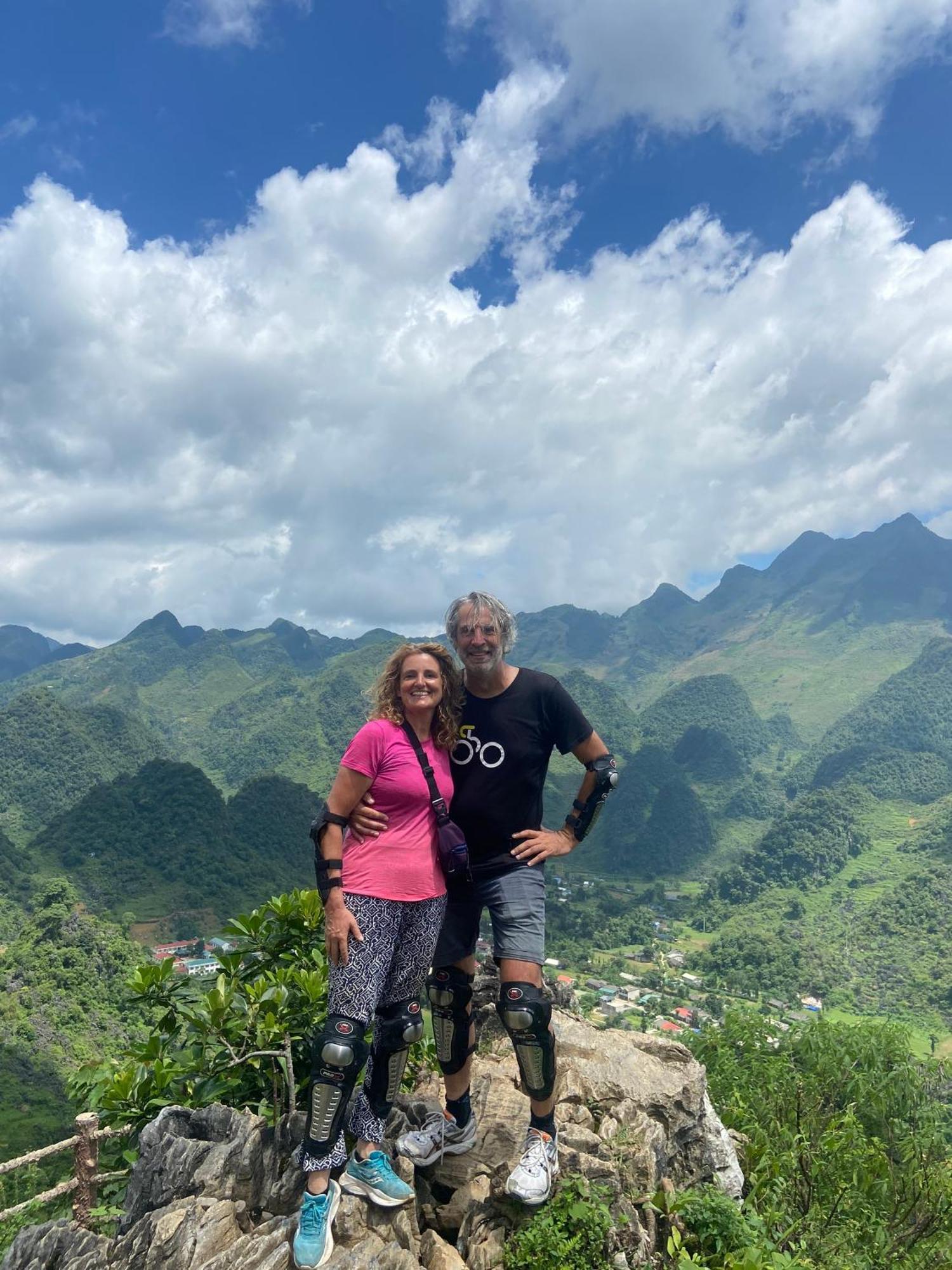 Bed and Breakfast Strawberry House , Tour & Motorbikes Rentel Ha Giang Exterior foto
