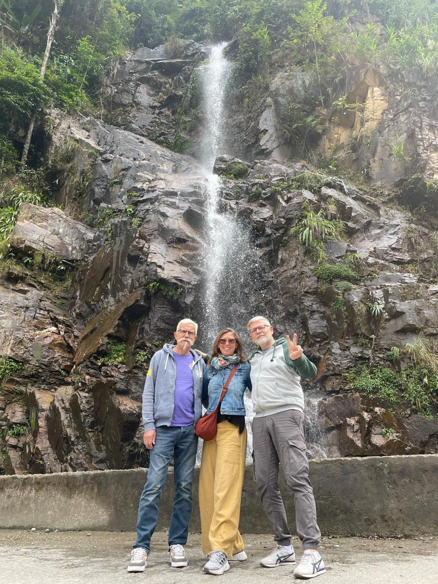 Bed and Breakfast Strawberry House , Tour & Motorbikes Rentel Ha Giang Exterior foto